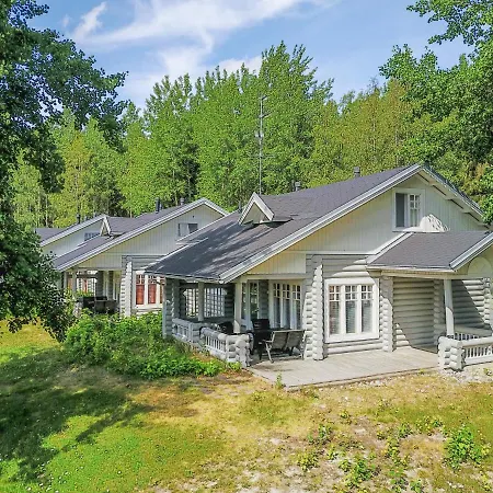 度假居 Marttinen *